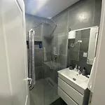 Franci's No2 Apartment *