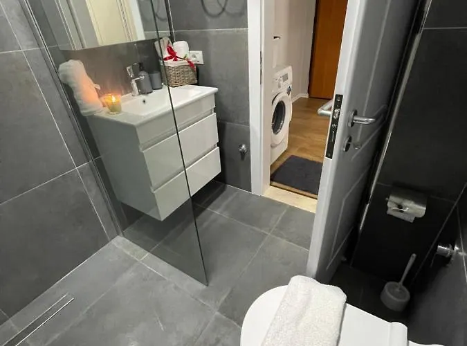 Apartament Franci's No2 *